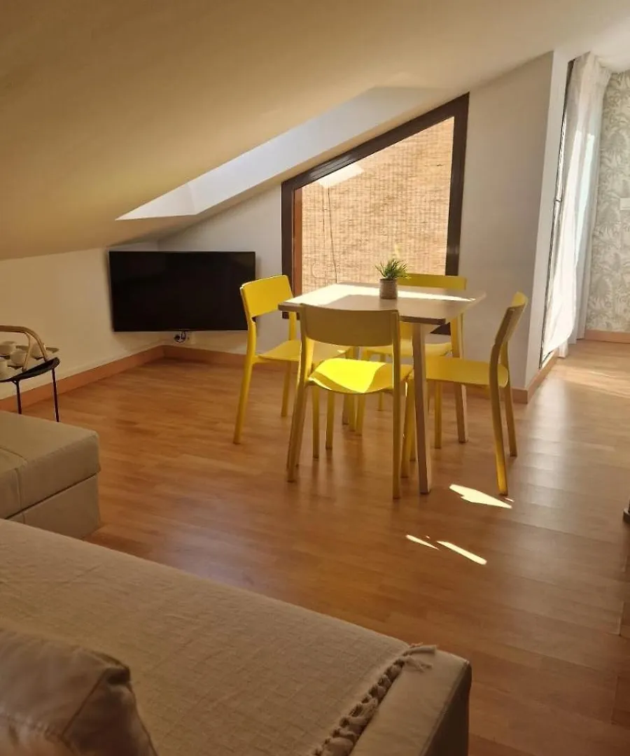 Loft En Primera Linea De Playa Almayate Alto 0*,